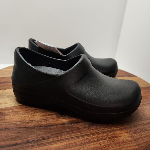 Crocs Neria Pro II Work Clog – Women’s 6, Black, Slip-Resistant - Picture 3 of 9